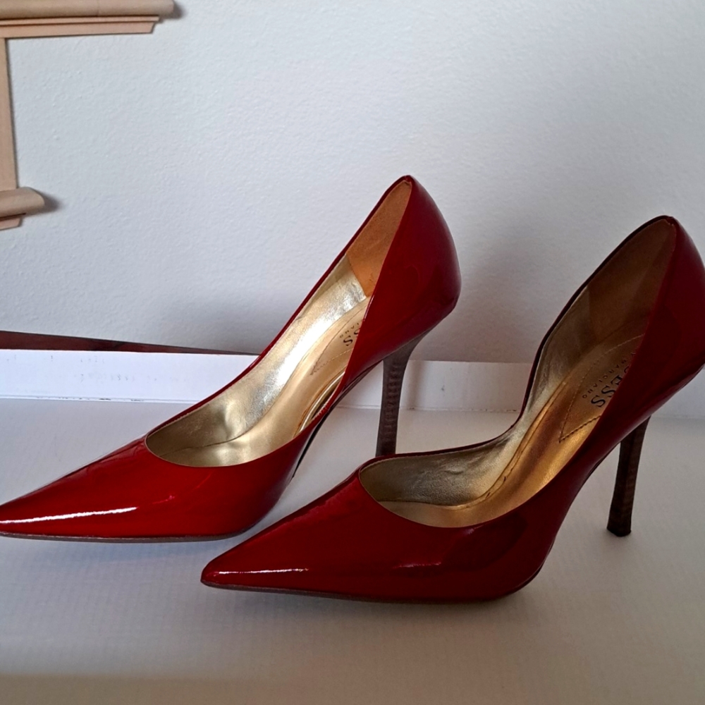 Shoe